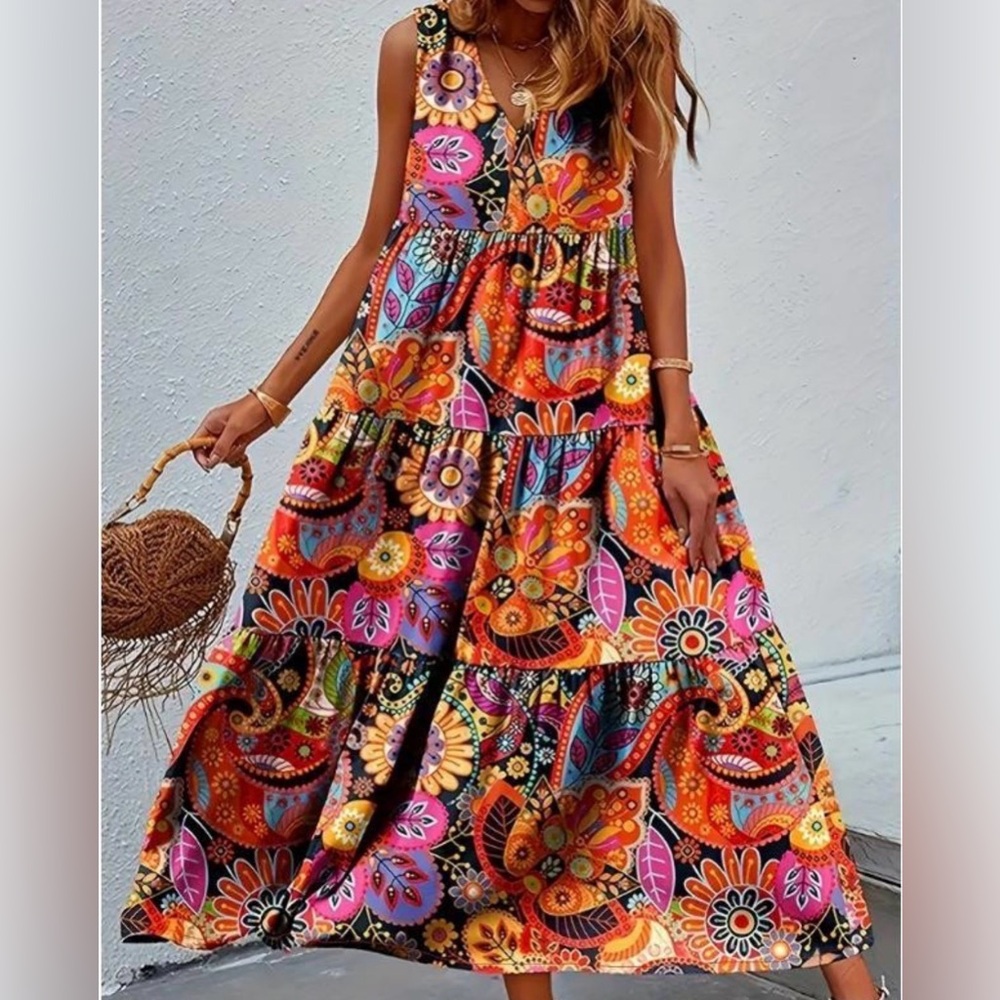 #0064  Fam-Fam Colorful Sleeveless Maxi Dress
Size Small